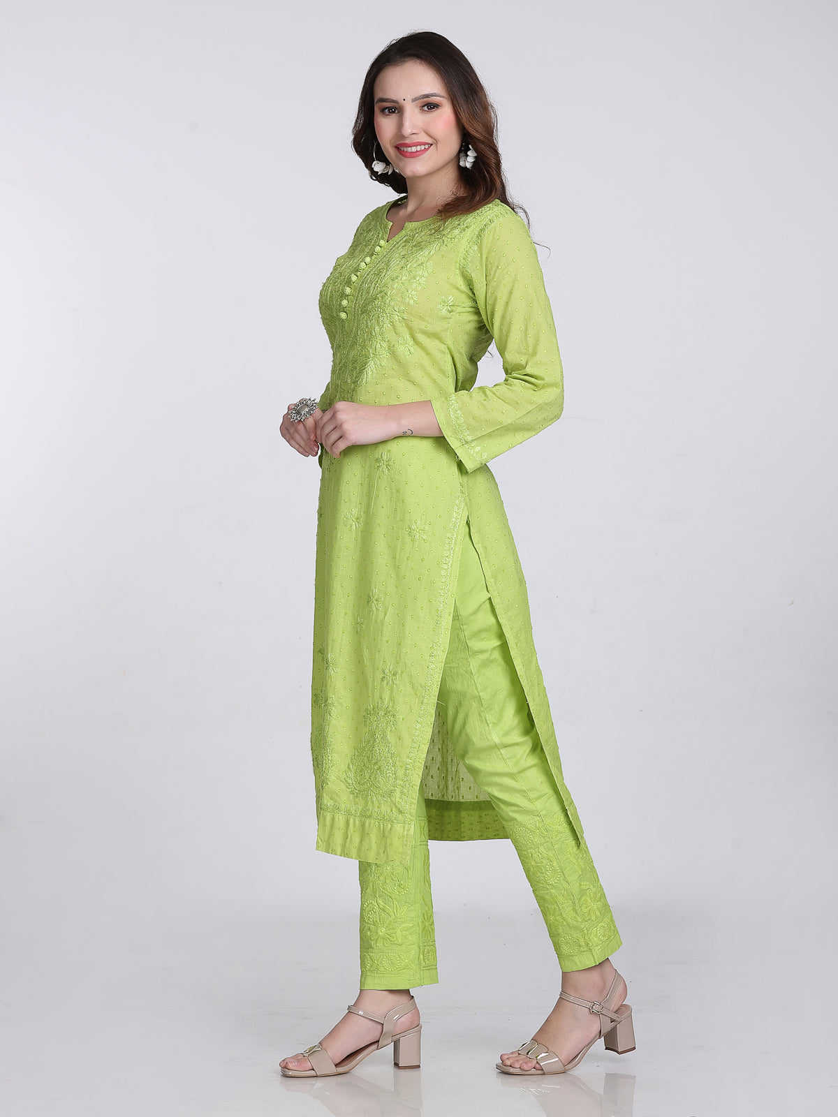 Dyed Cotton Chikankari Kurti & Lycra Pant Set, Pockets Both Side of the Pant