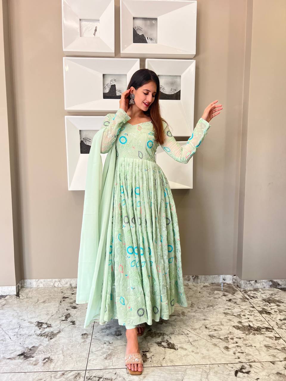 New One Anarkali Suit Making Real Modelling Design Suit Set