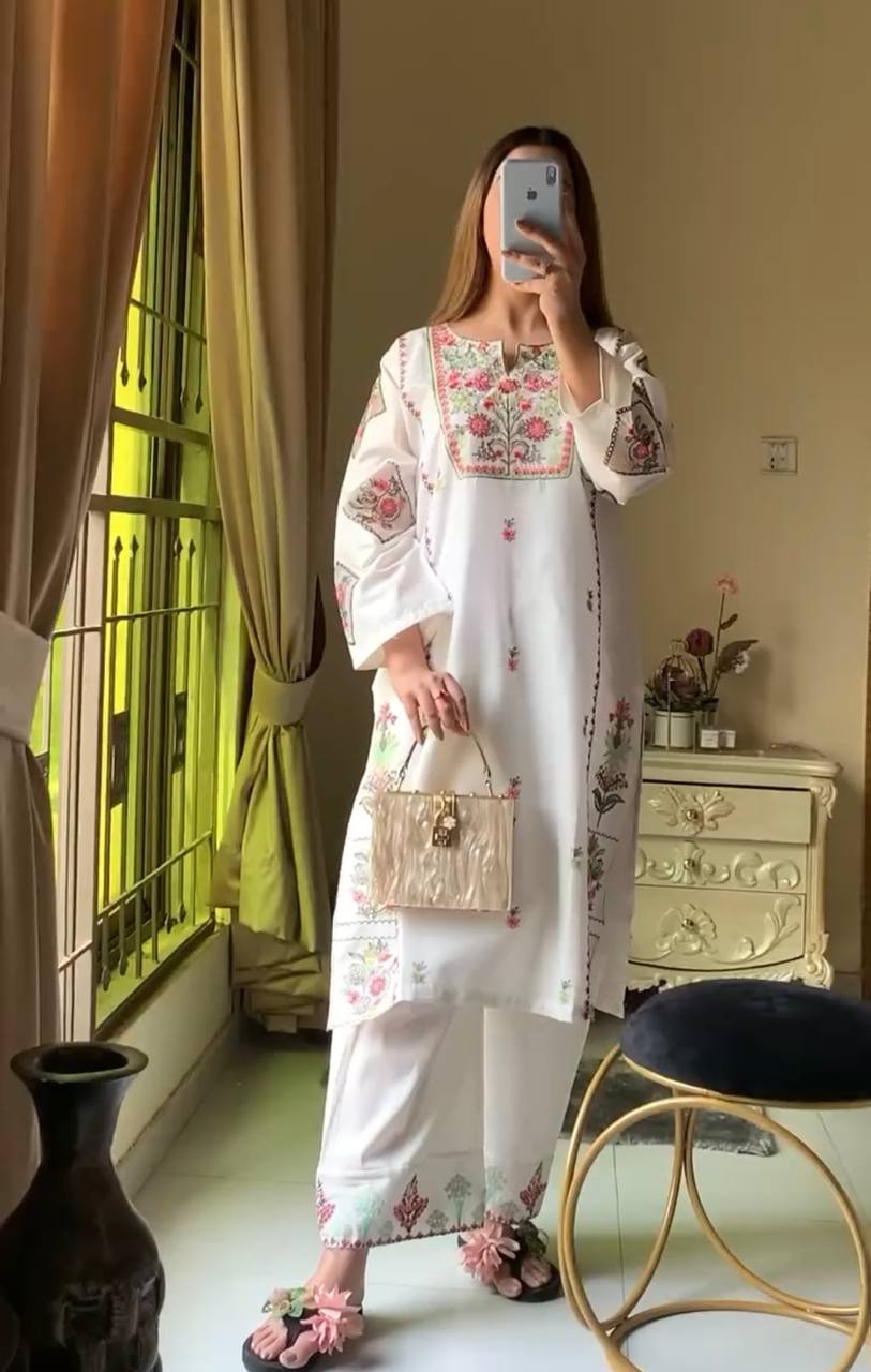Chic Serenity A Woman's in White Kurta