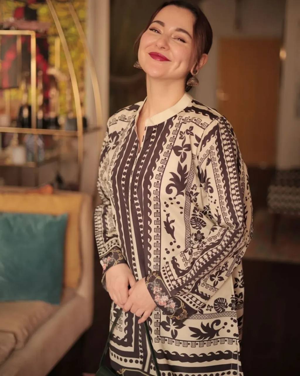 Chic Elegance Printed Suit Showcase