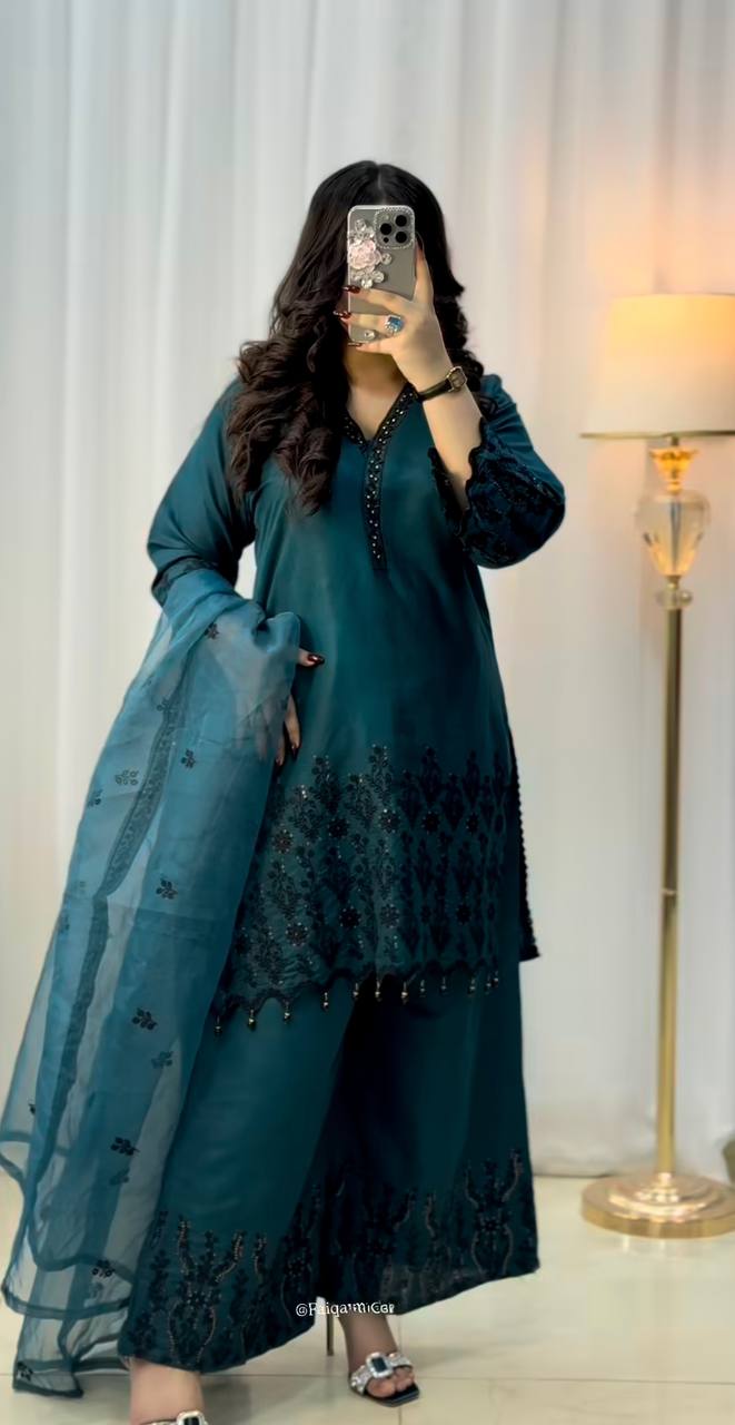 Blue Elegant Evening Ensemble