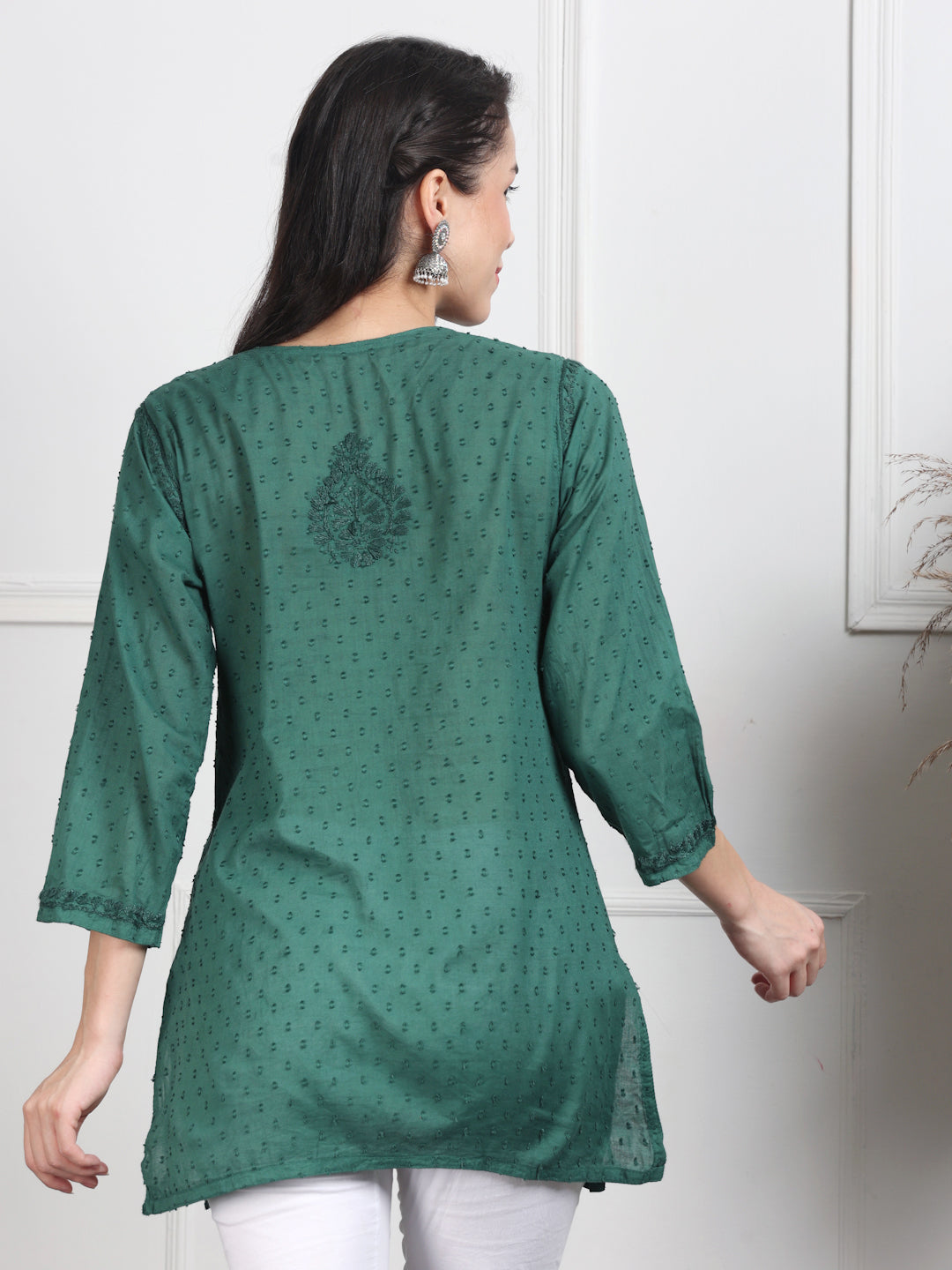 Elegant Women's Dyed Lucknowi Chikankari Short Top – Pure Cotton, Handcrafted Beauty in Stunning Shades