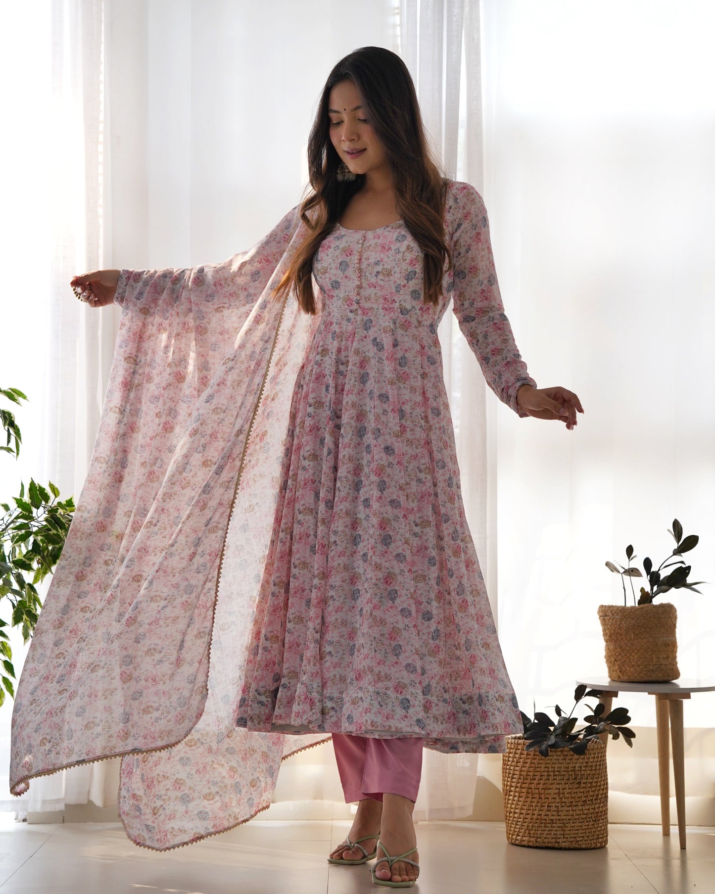*PURE ORANGE CHIFFON FLORAL PRINT FABRIC FULLY FLAIR ANARKALI,WITH DUPPTA SET,PENT READY TO WEAR*