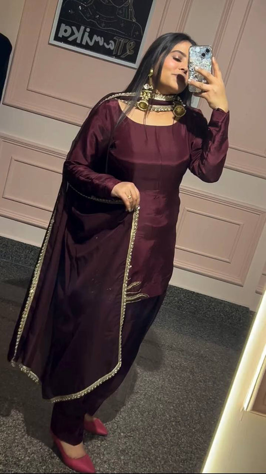 Brown Elegance A Chic Portrait Collection