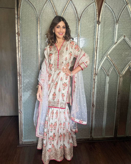 Chic Floral Kurta Set for Effortless Style