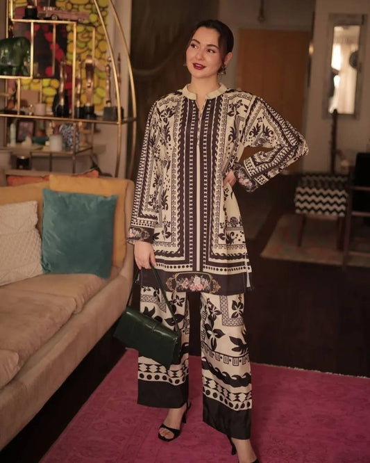 Chic Elegance Printed Suit Showcase