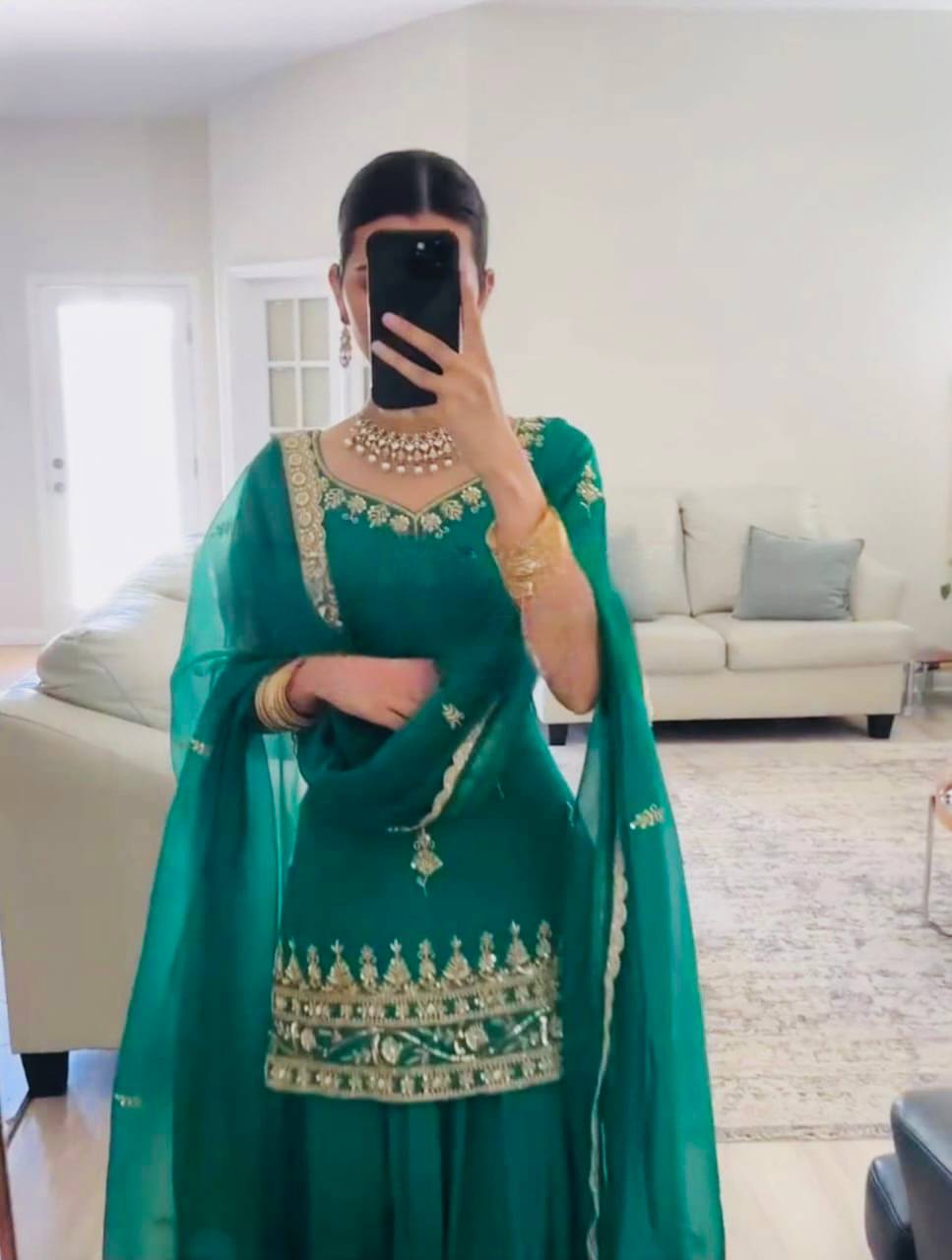 Capturing Glamour Dress Delight