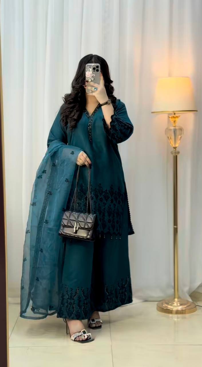 Blue Elegant Evening Ensemble