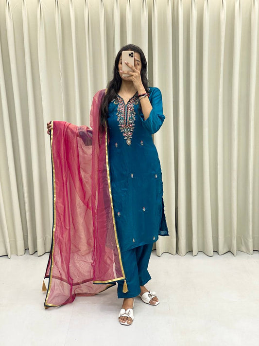 DESIGNER WEAR  HEAVY FENDI SILK TOP AND PANT WITH DUPATTA