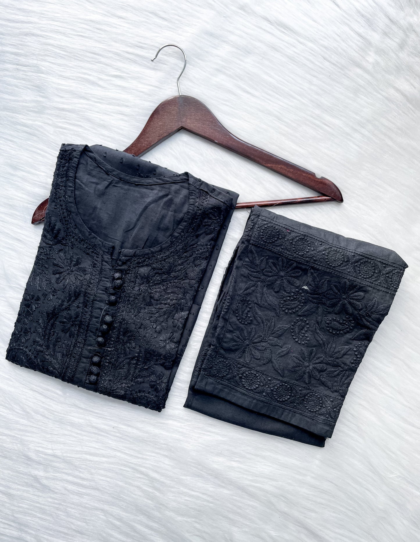 Dyed Cotton Chikankari Kurti & Lycra Pant Set, Pockets Both Side of the Pant