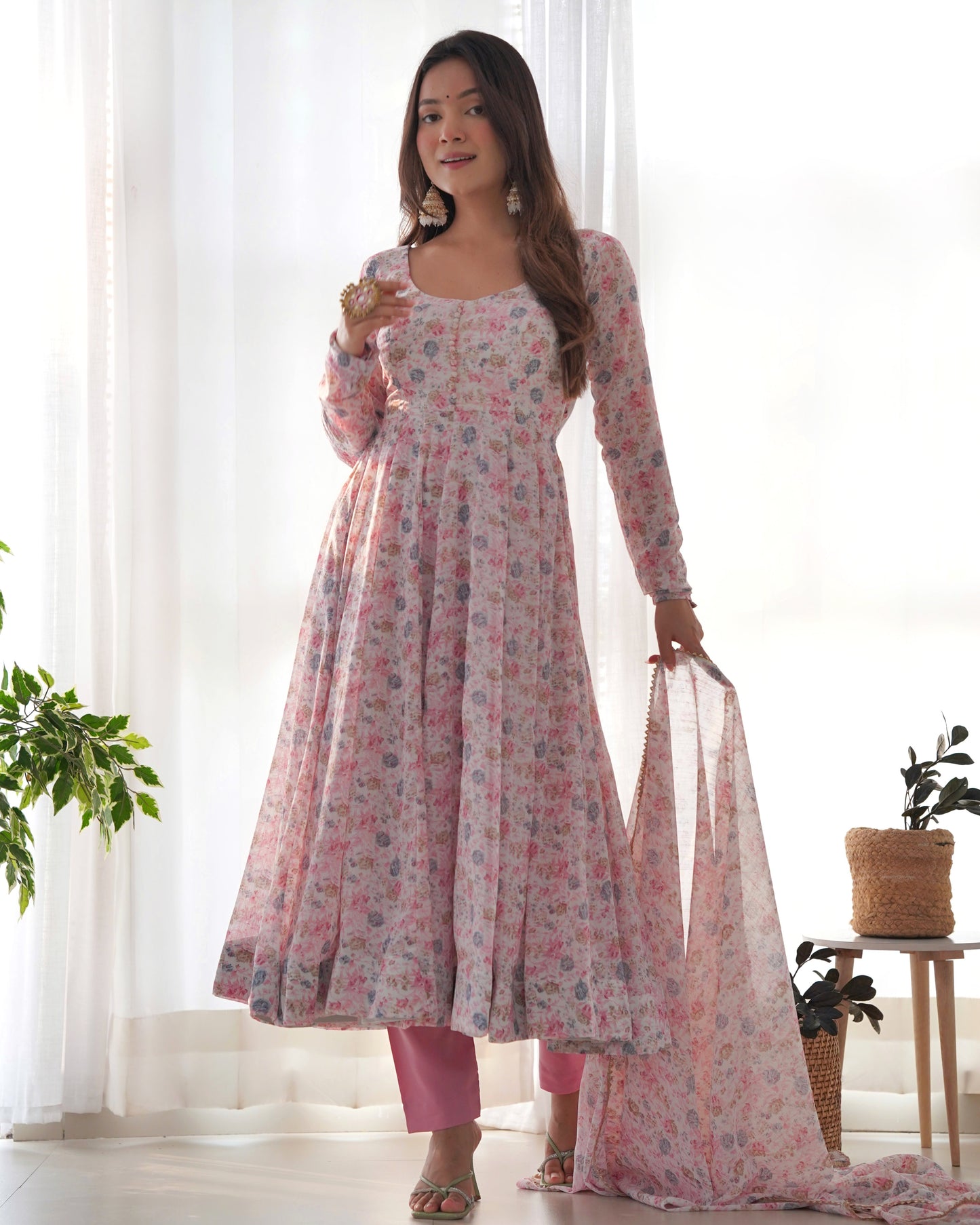 *PURE ORANGE CHIFFON FLORAL PRINT FABRIC FULLY FLAIR ANARKALI,WITH DUPPTA SET,PENT READY TO WEAR*