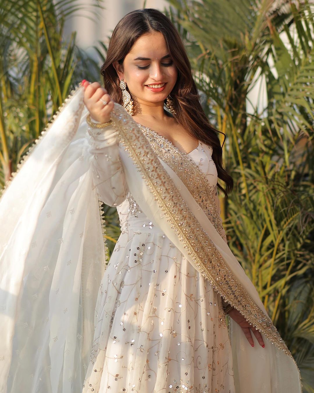 Presenting New Đěsigner Anarkali Suit In New Fancy Style