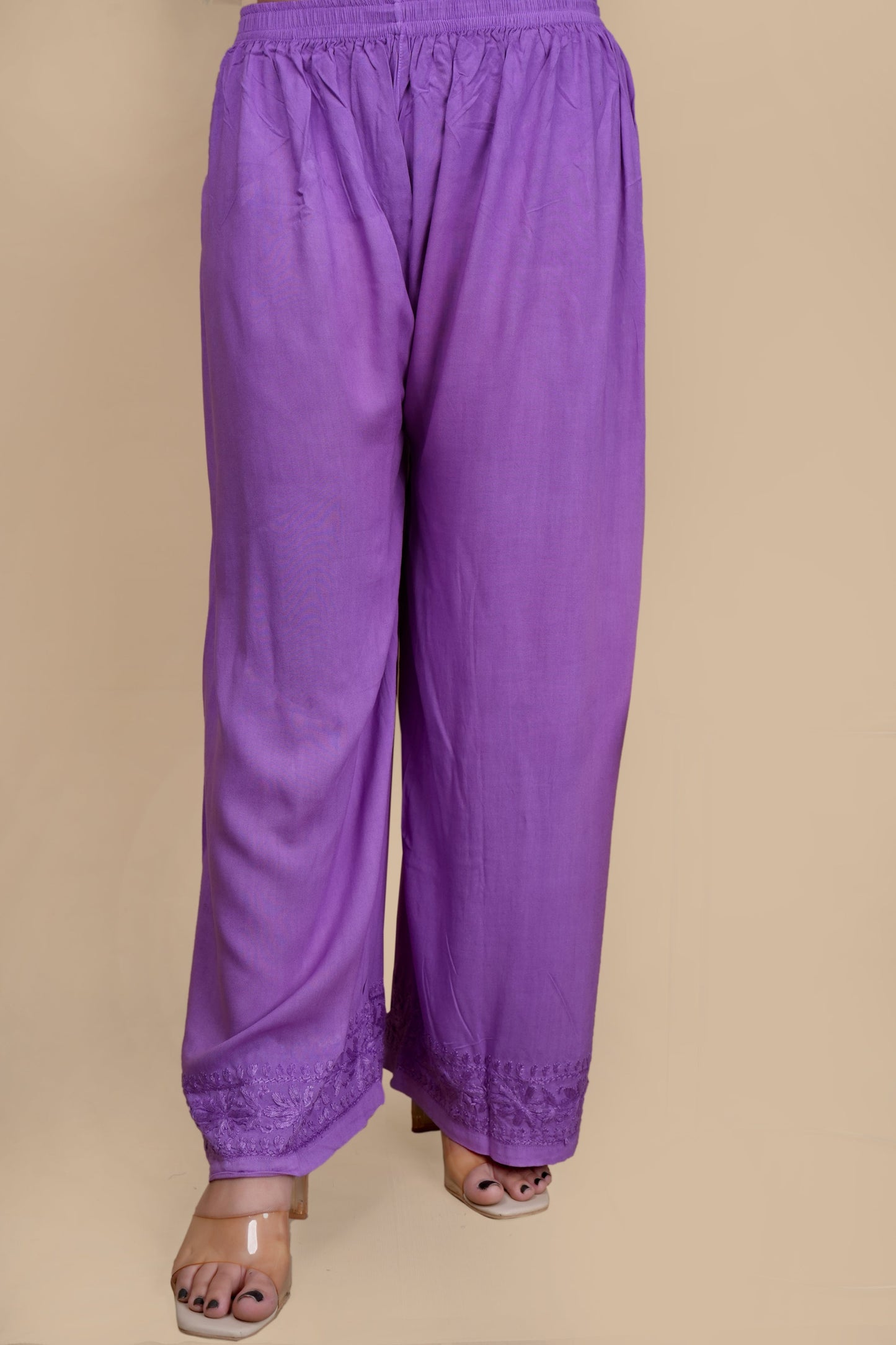 Women's Exclusive Dyed Straight Rayon Lucknowi Chikankari Kurti & Palazzo Set.